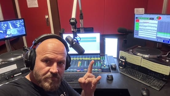 Aaron - RTRFM